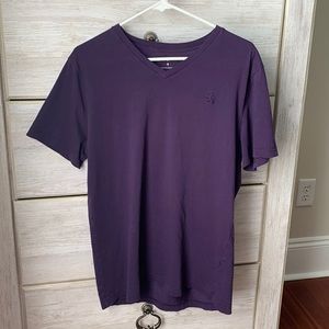 Men’s express v-neck tee size large